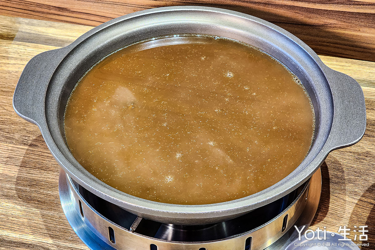 [花蓮食記] 阿德師烏骨雞健康廚房 | 補起來！藥膳養生鍋暖到心